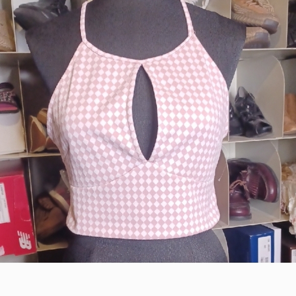 Altar'd State Pink Checkered Crop Top - Picture 1 of 4